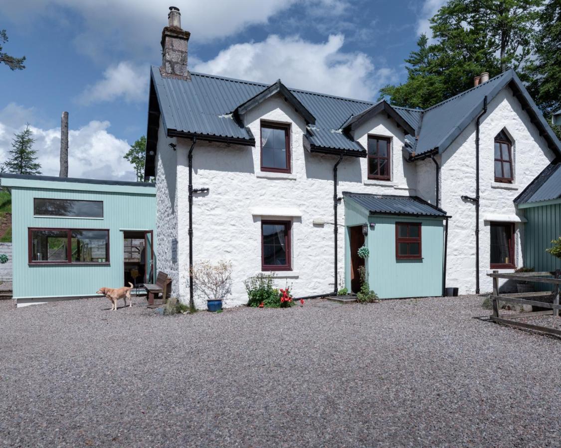 Gulabin Lodge Glenshee Extérieur photo