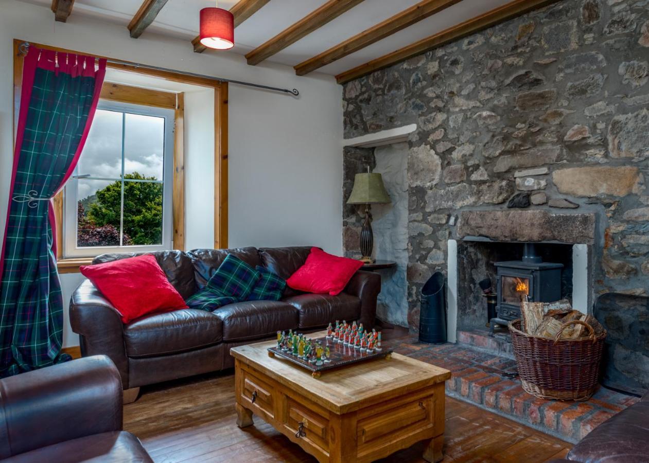 Gulabin Lodge Glenshee Extérieur photo